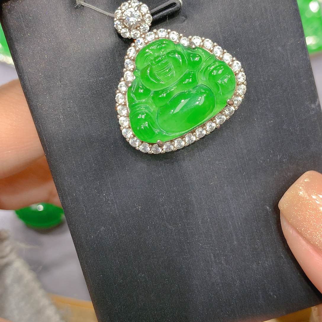 翡翠吊坠(赠链)银S925镶嵌00888