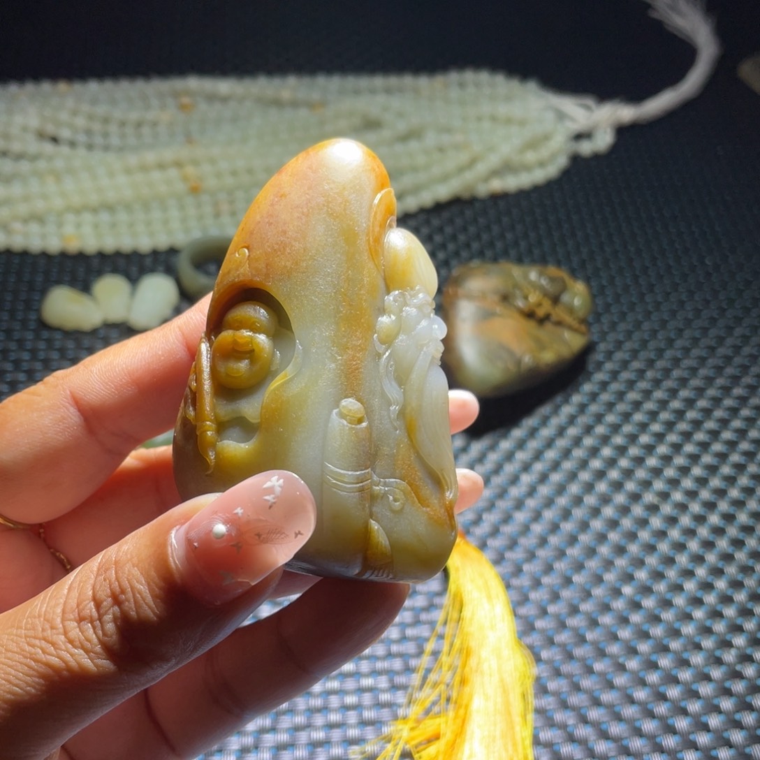 颈饰未镶嵌和田玉