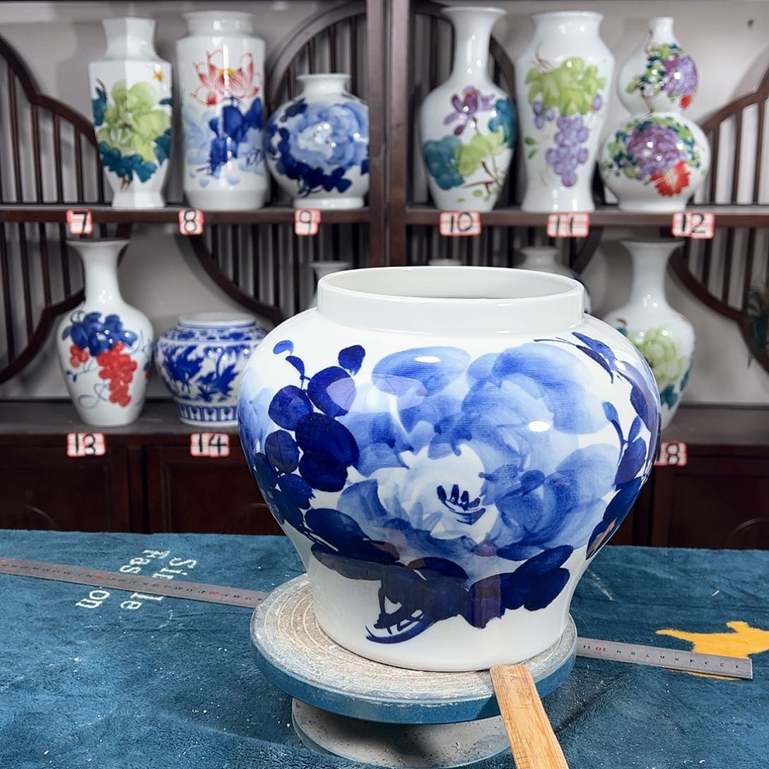 摆件景德镇陶瓷大口青牡