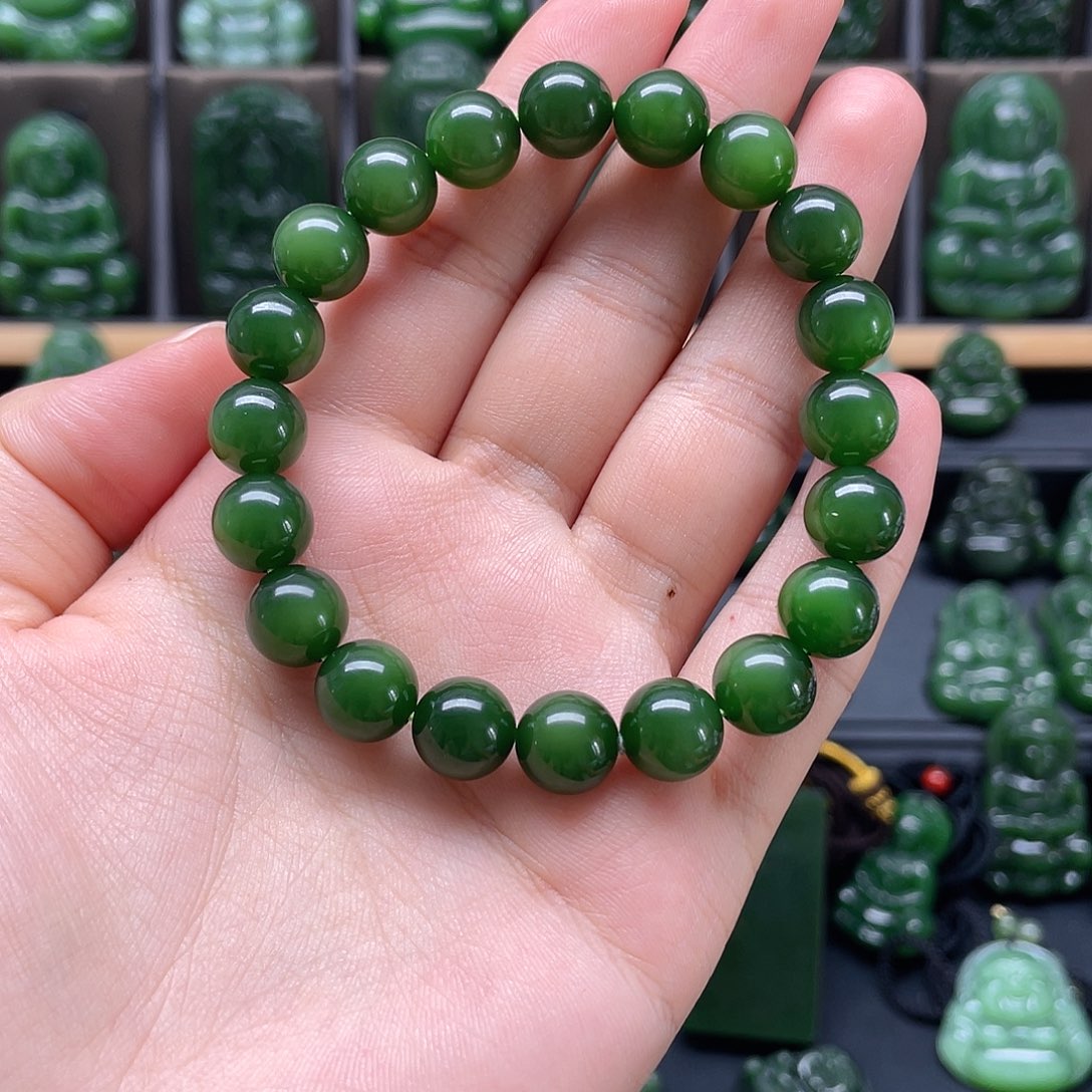 M***陈和田玉未镶嵌手链