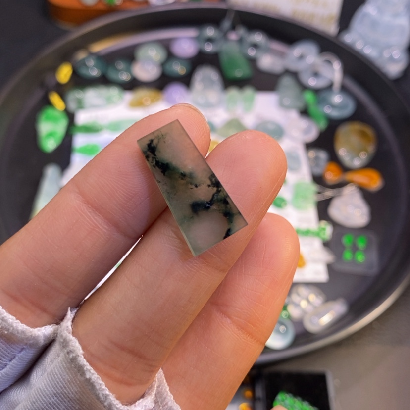 【闪购商品】翡翠挂件未镶嵌牌