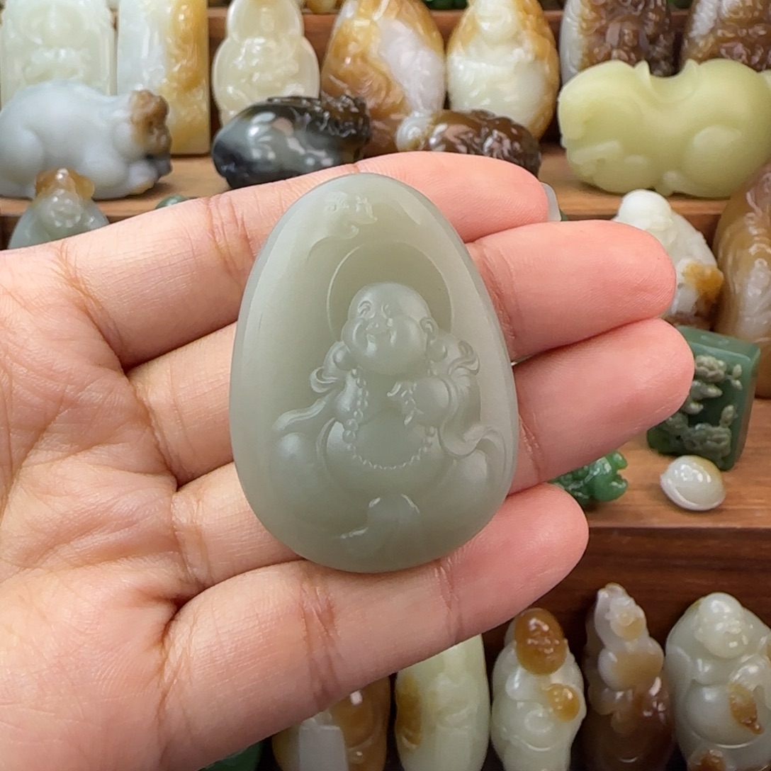 定制和田玉未镶嵌和田玉