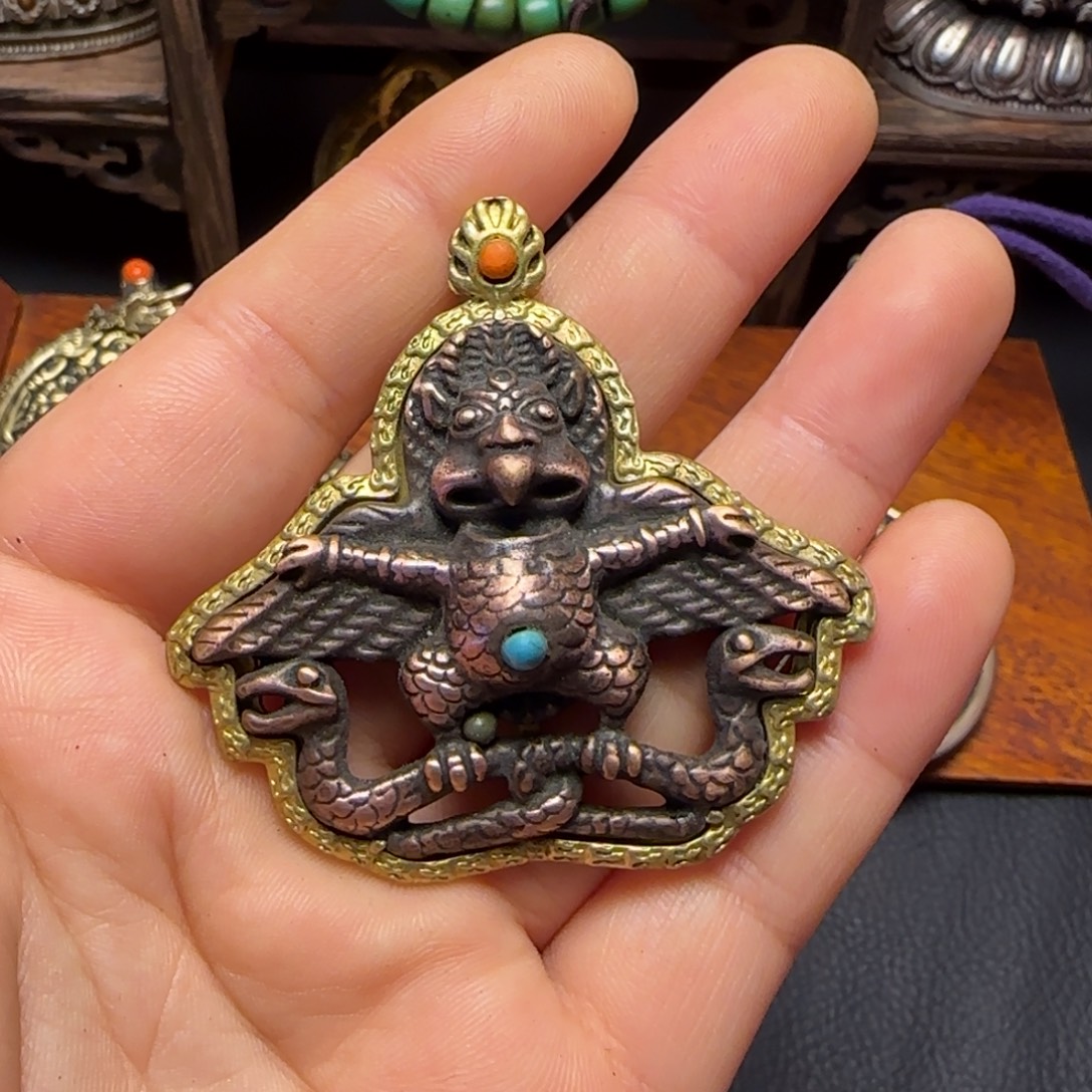 乒***旭泥塑藏传牌子……藏传牌子