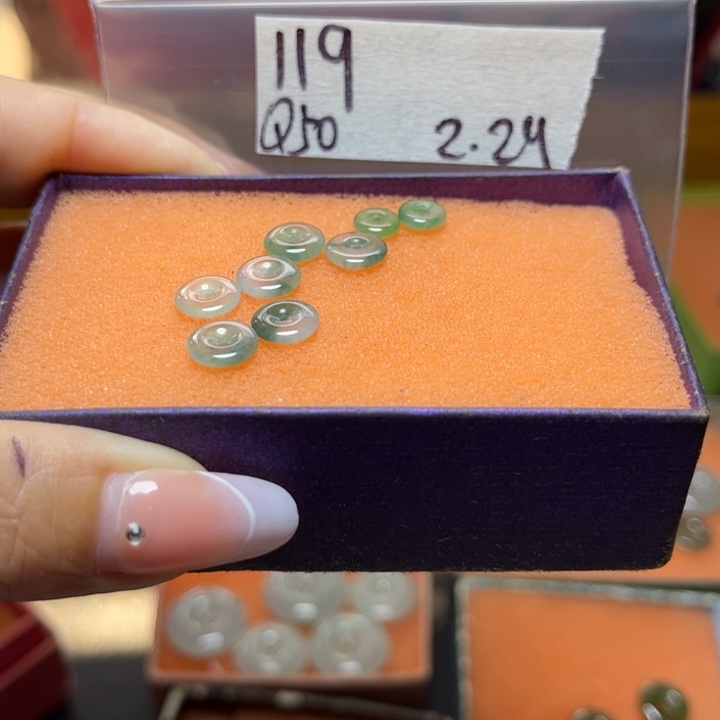 定制翡翠未镶嵌不