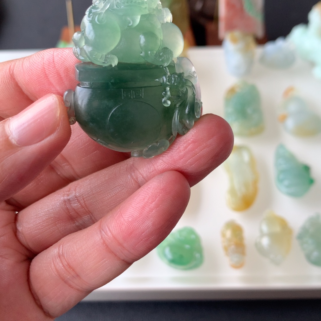 人***戏未镶嵌定制翡翠翡翠