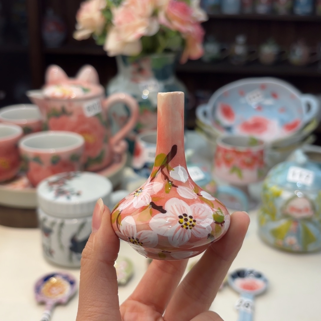 瓷片兔兔好可爱啊我