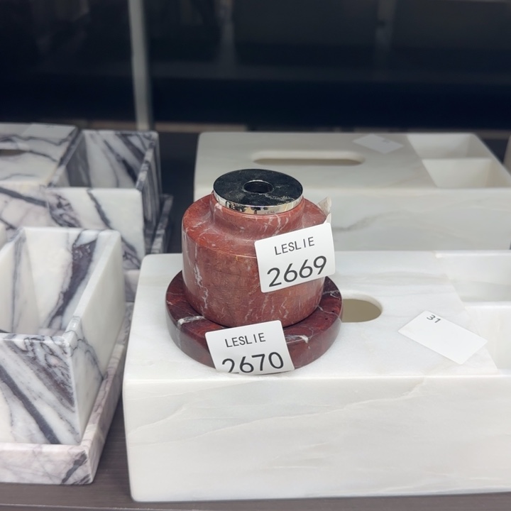 X2669.   2670.    香薰