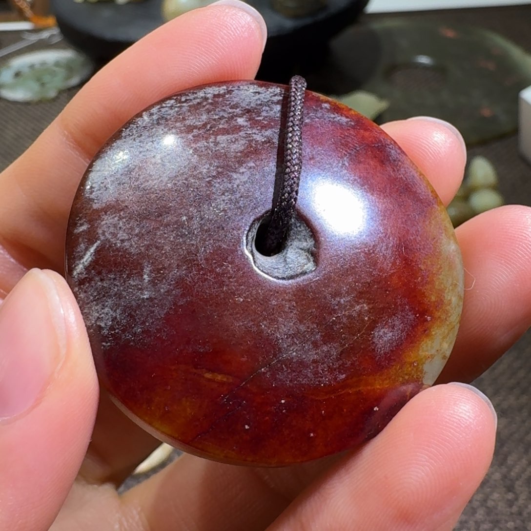 卡***世和田玉未镶嵌手链