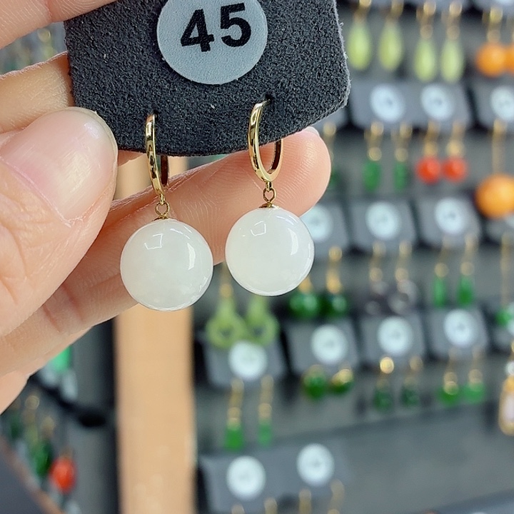 和田玉18K金镶嵌耳饰