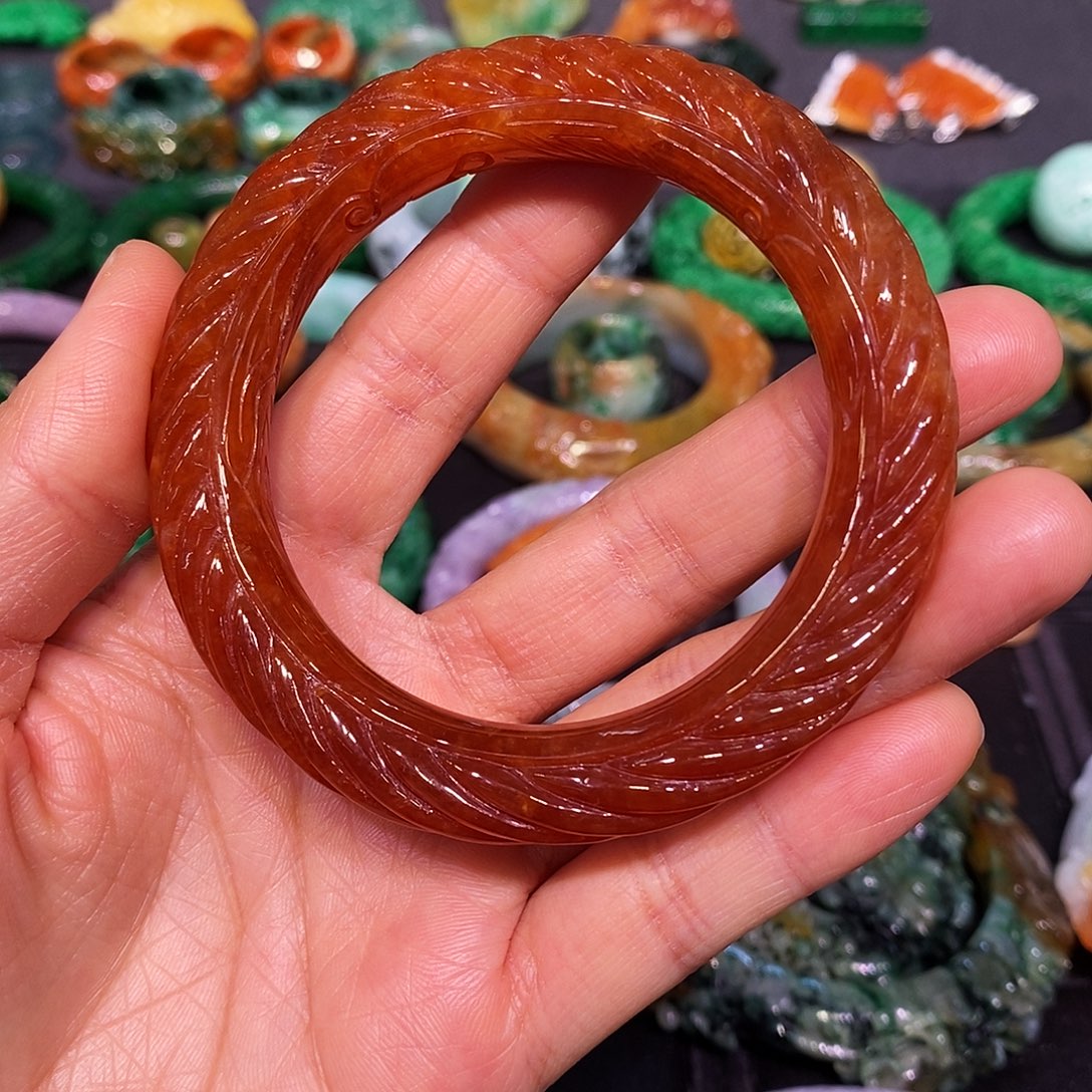 翡翠未镶嵌手镯翡翠