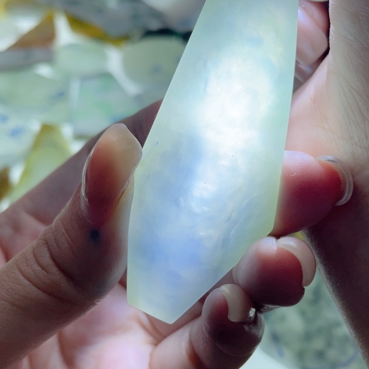 定制翡翠未镶嵌不退不换