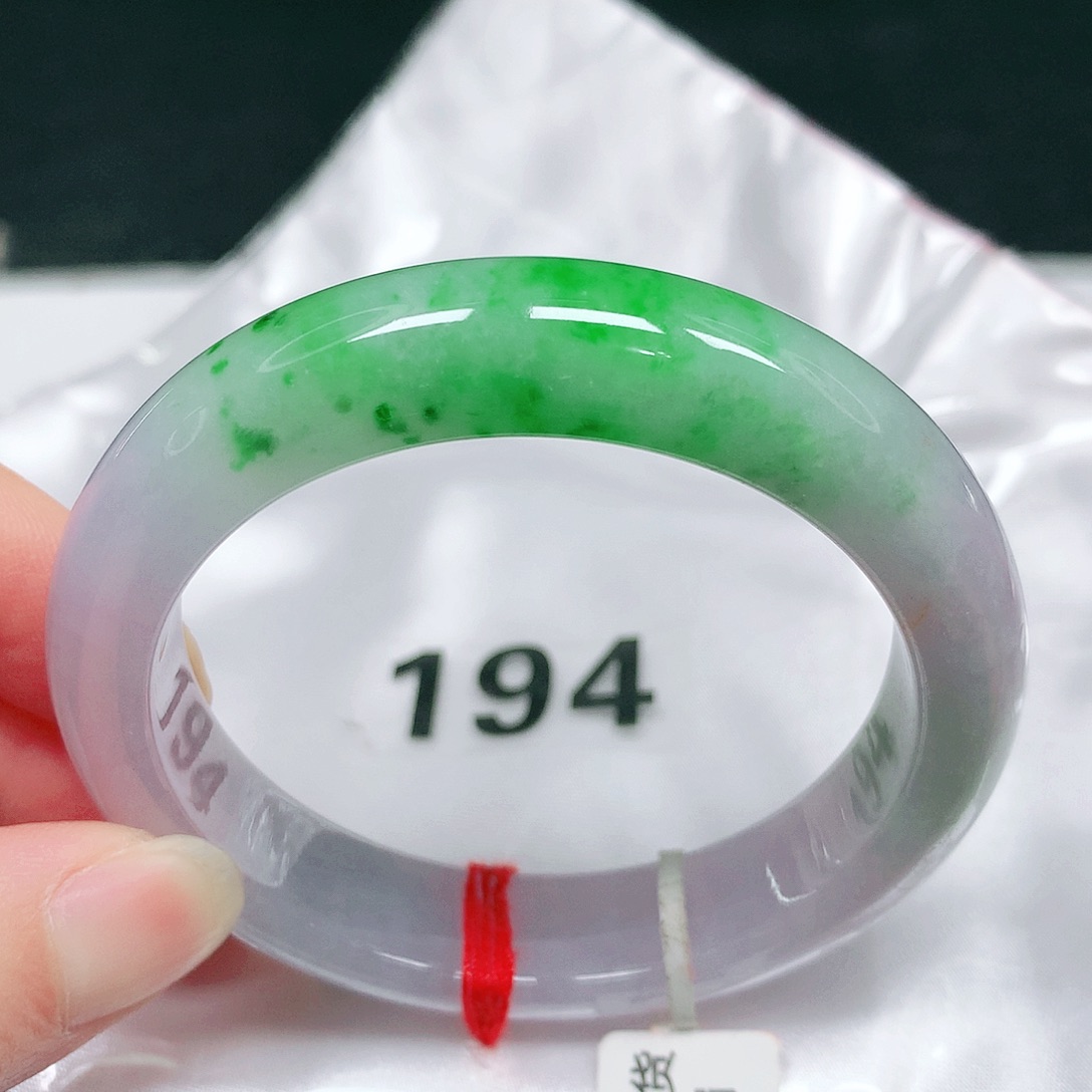 翡翠未镶嵌手镯25 号翡翠手镯