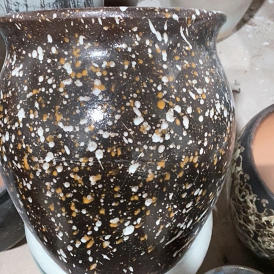 紫砂花盆口27高31黑瑕疵做工