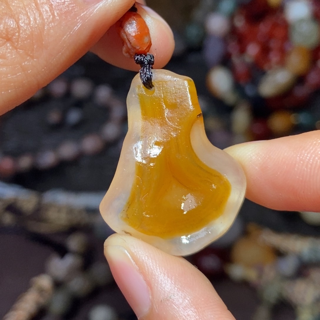 玛瑙/玉髓未镶嵌珠宝半成品