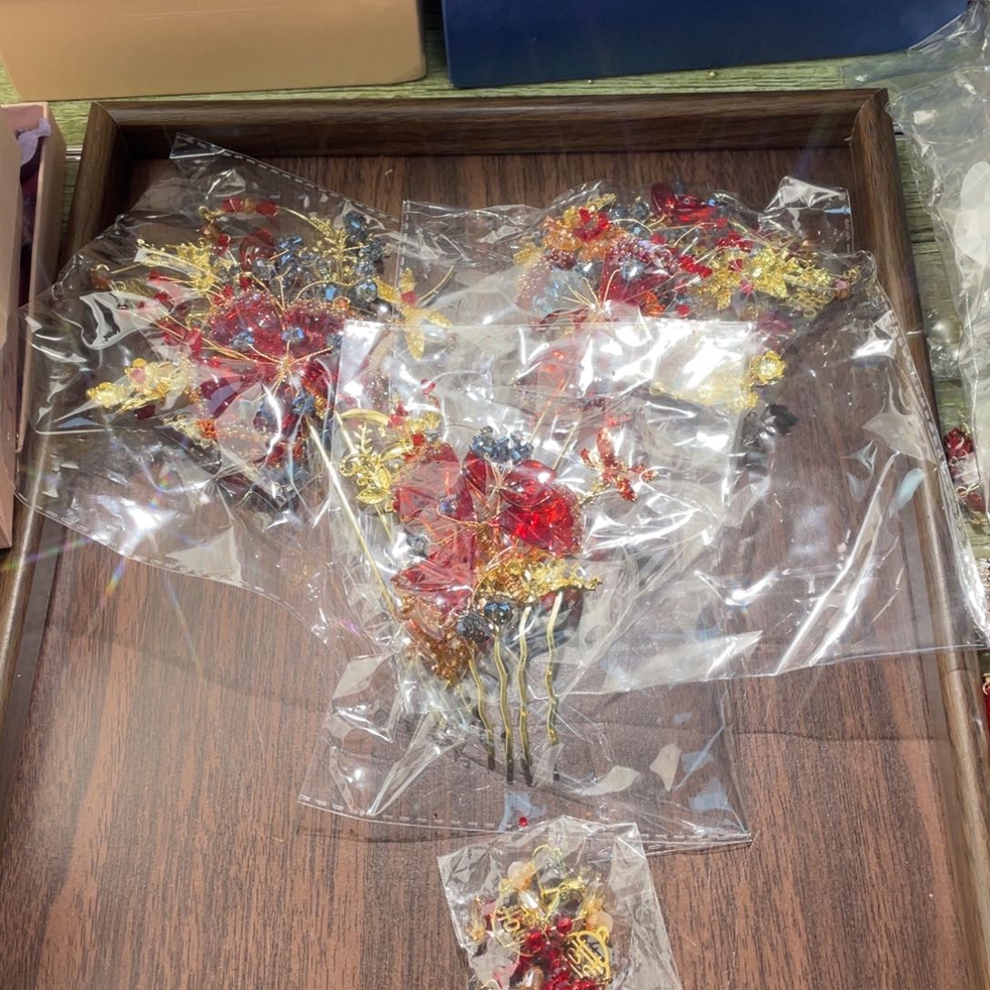 混合材质新娘头饰默认微瑕不退换