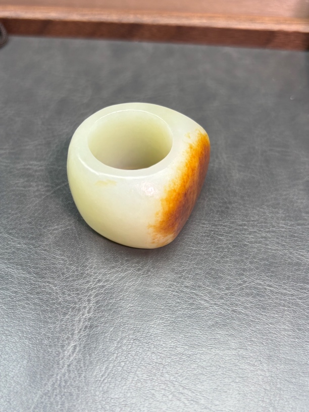 和田玉22.5圈口大扳指49.3g