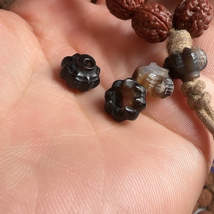 金刚菩提吊坠龙爪