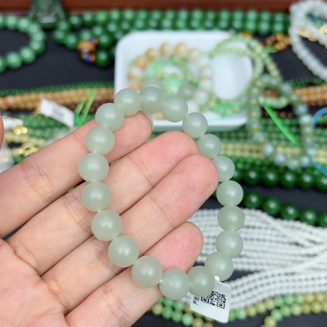 和田玉手链拍一发一多样性未镶嵌