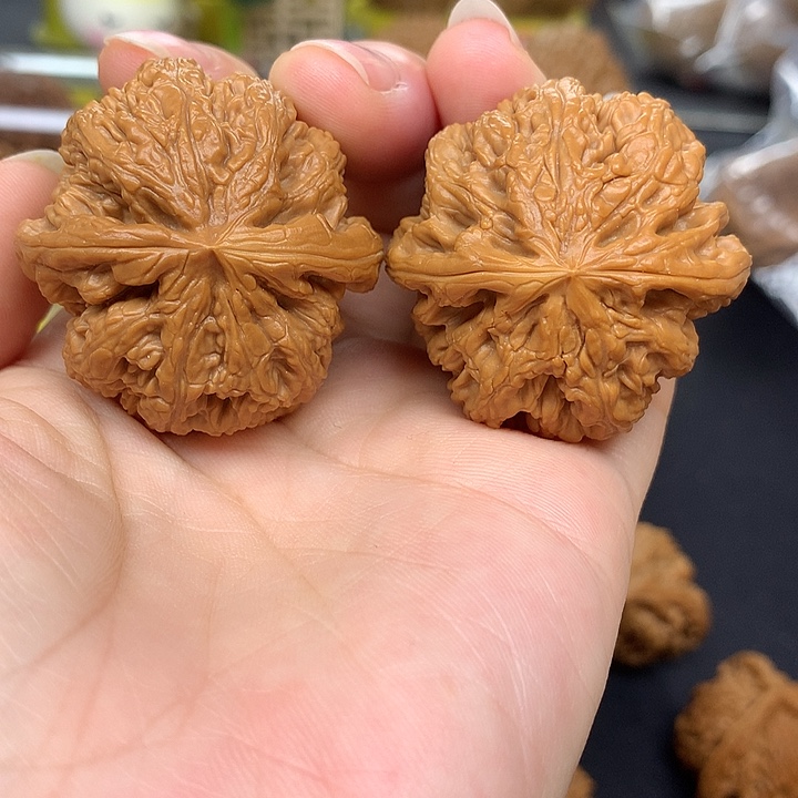 吊坠文玩核桃童**光39球筋