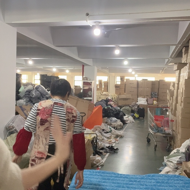 蓝色花款车中床啦啦啦啦