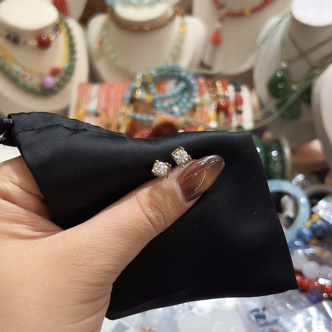 银S925镀金镶嵌耳钉玛瑙/玉髓这****生