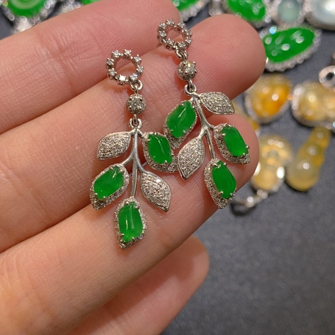 翡翠耳饰18K金镶嵌天然缅甸A货翡翠