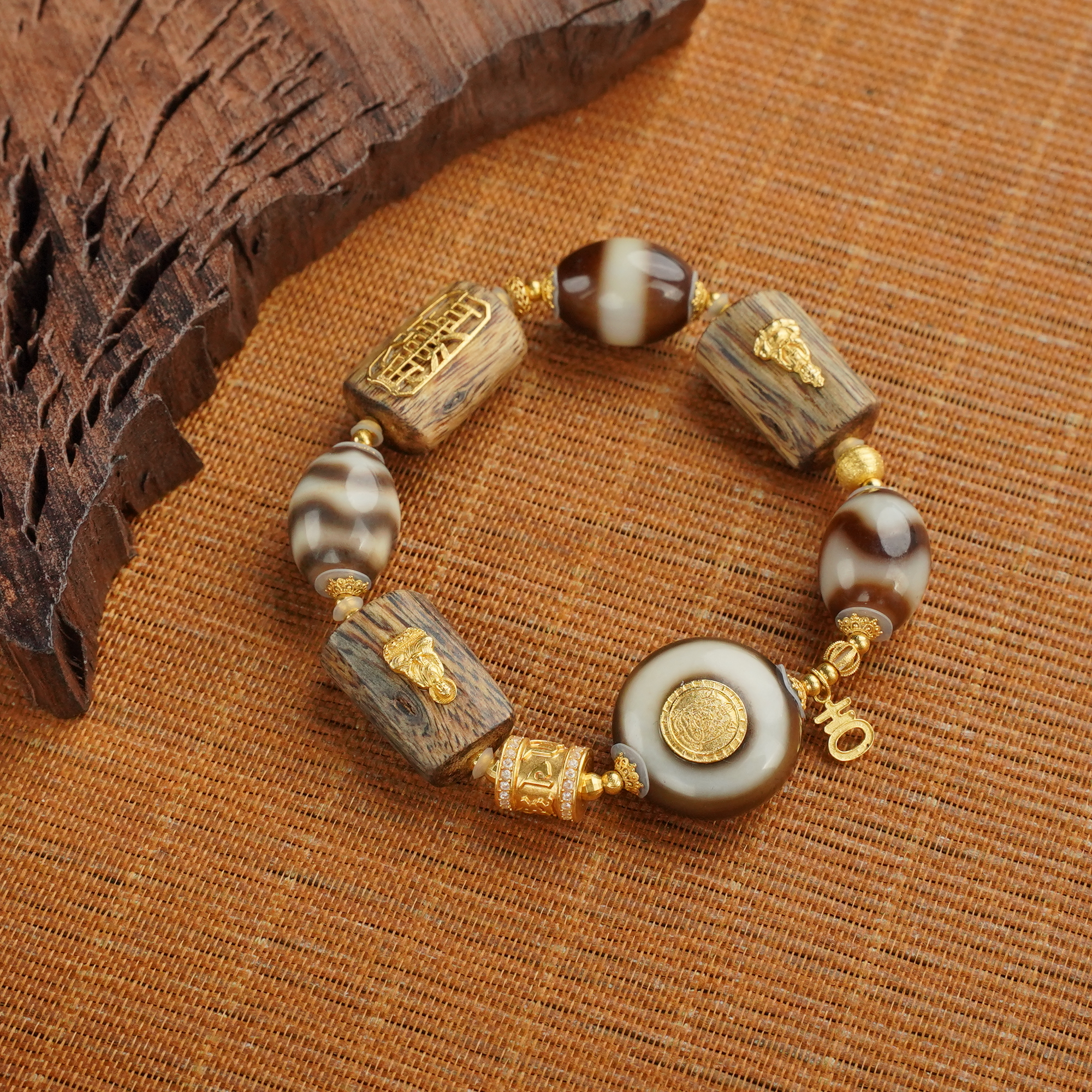 W*18K金羊板眼多宝天珠沉香手串@ZSN03031306@