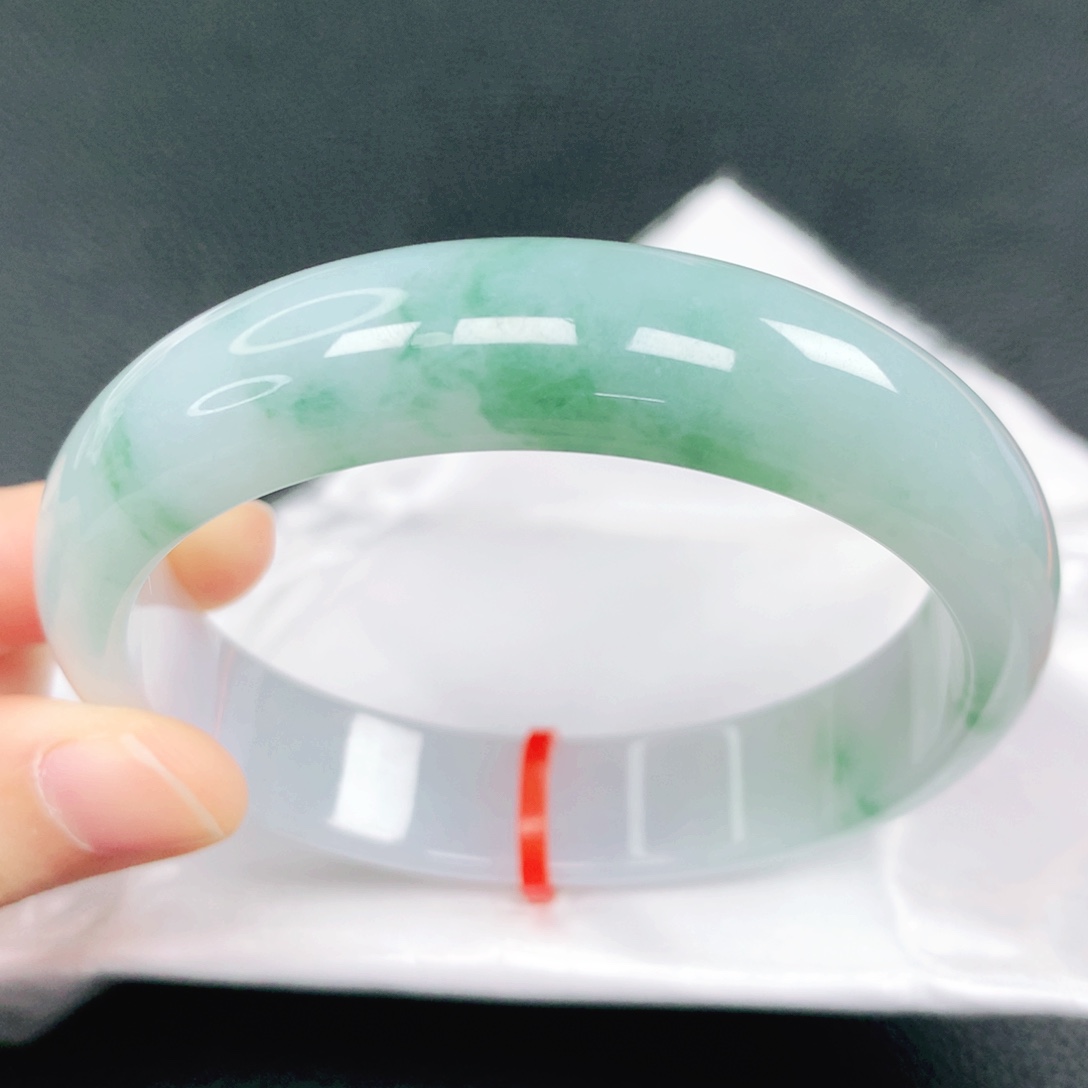 翡翠未镶嵌手镯60圈