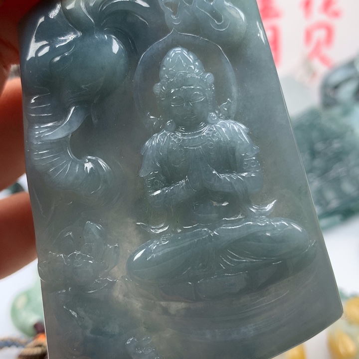 翡翠颈饰未镶嵌保真天然A货翡翠