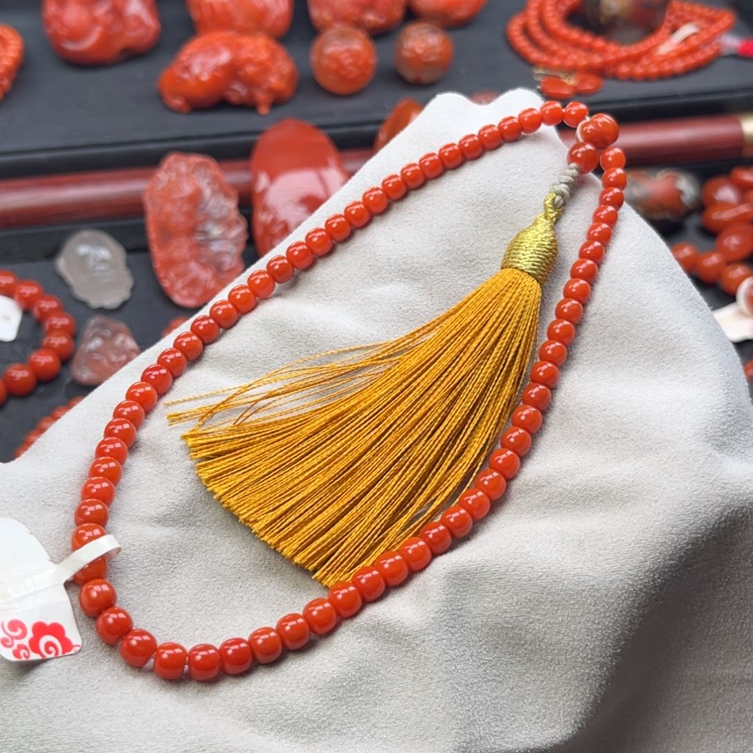 南红玛瑙未镶嵌手链