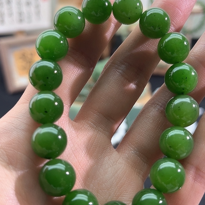 和田玉颈饰未镶嵌碧玉-菠菜绿-12mm手串