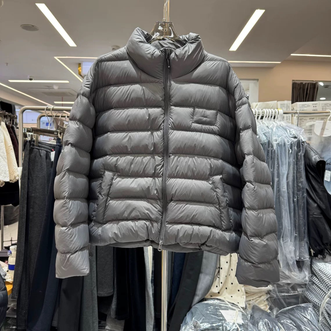 悦己•韩系排骨立领泡芙简约50白鸭绒外套