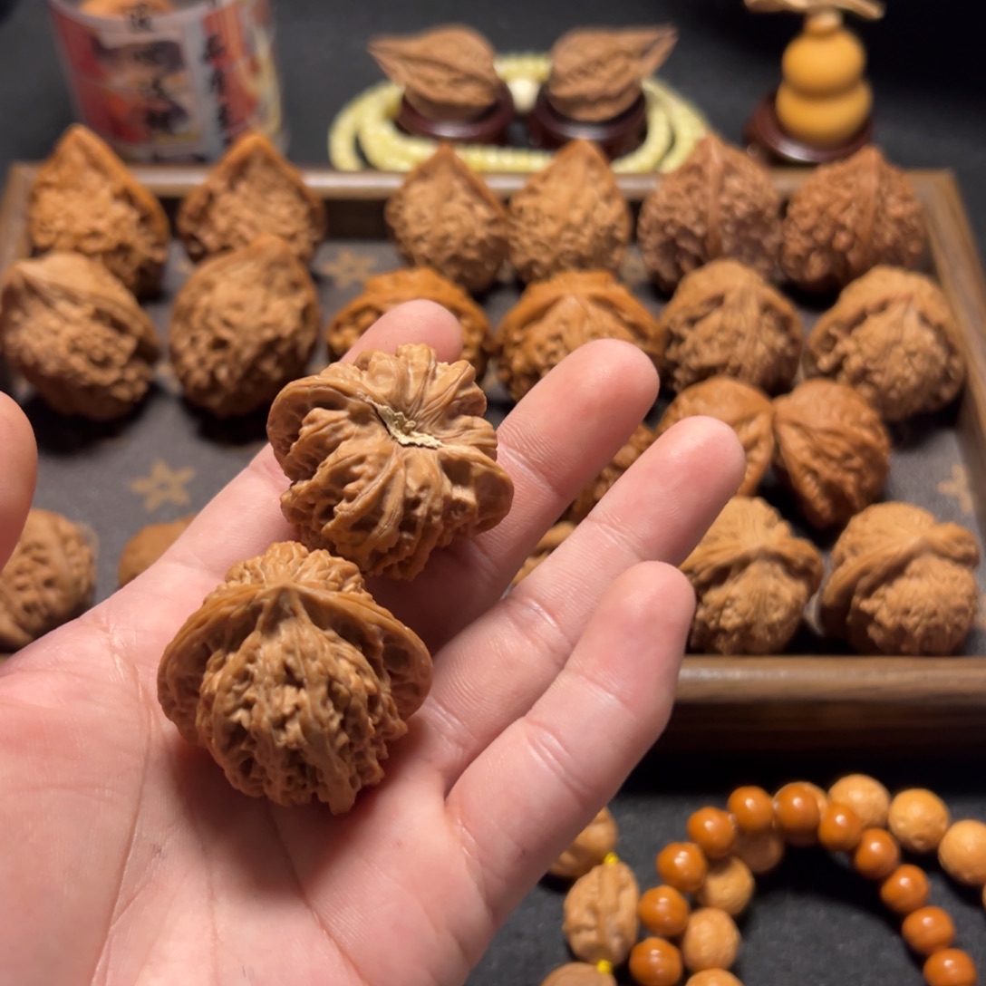 D***n核桃手串/手链老树密纹