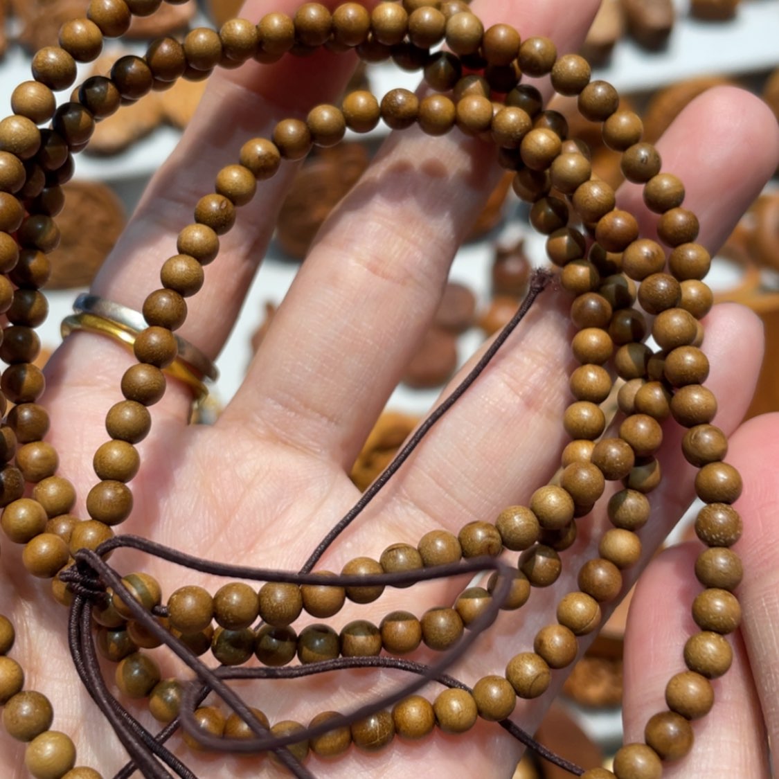 【闪购商品】檀香木手串/手链0.4×216瑕疵珠子奶香