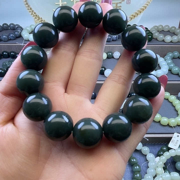 和田玉未镶嵌手链