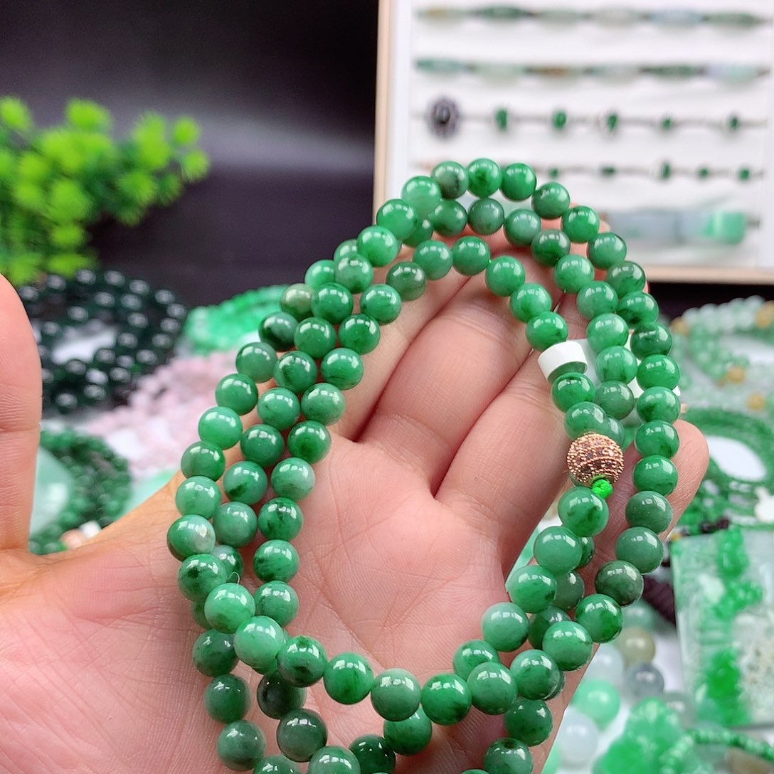 翡翠未镶嵌颈饰项链