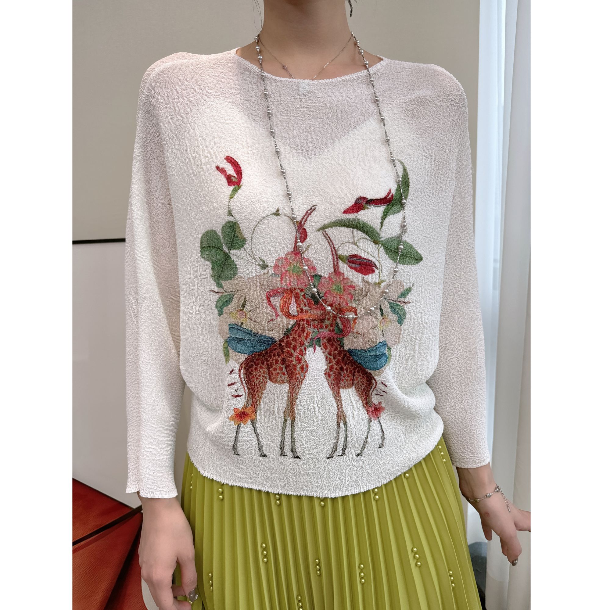 三宅风高级感印花褶皱长袖T恤女新款时尚百搭修身显瘦上衣女