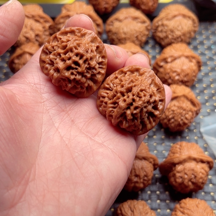 文玩核桃吊坠秦闷37