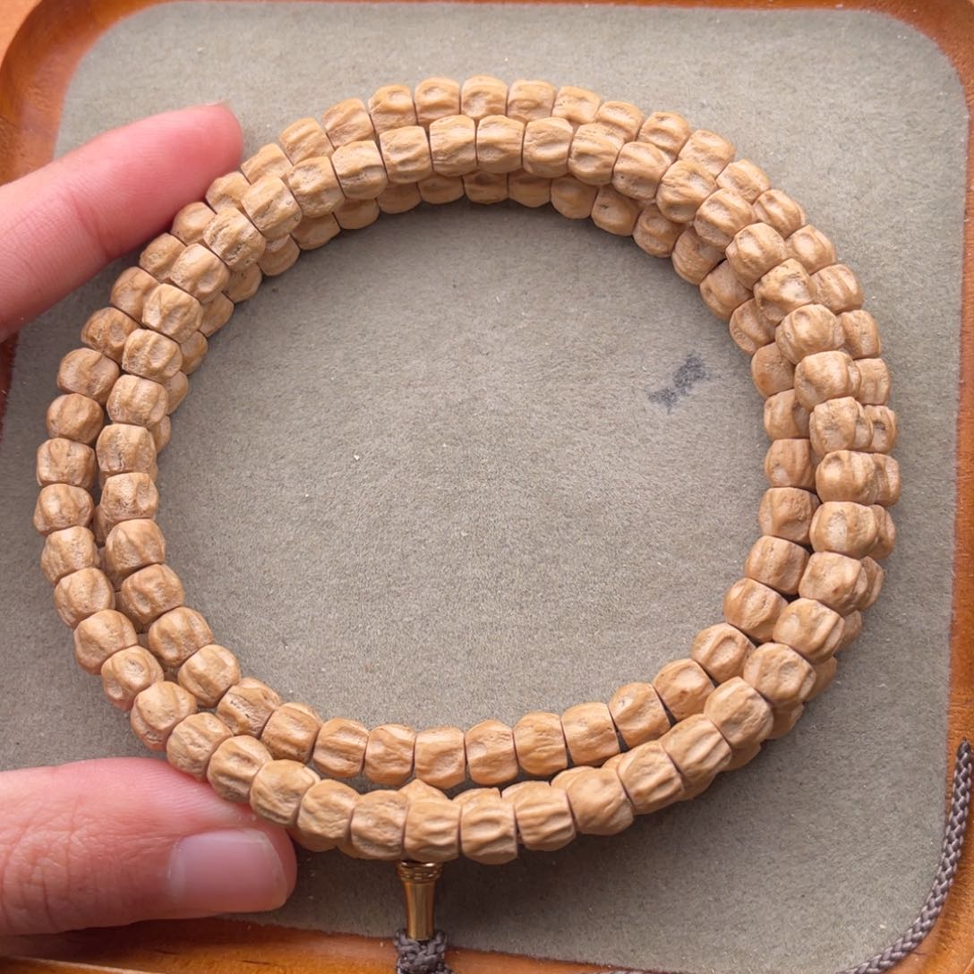 柏香籽/百香籽手串方块龙脊鬼脸6.7