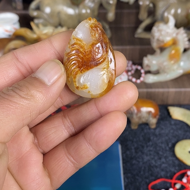 和田玉（糖玉）未镶嵌挂件