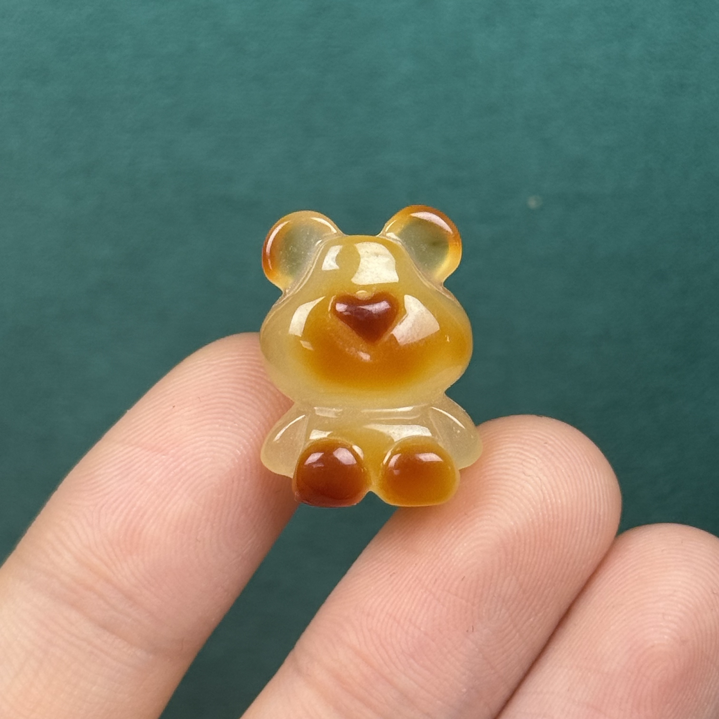 K9676天然原矿蜜蜡 雕刻小熊15*20*12mm 支持鉴定假一罚十
