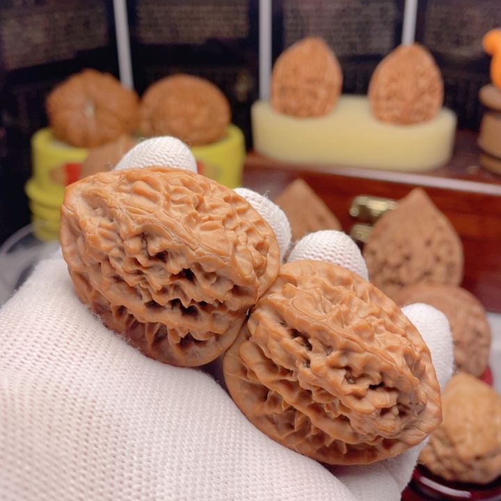 文玩核桃吊坠36朱雀鸡心