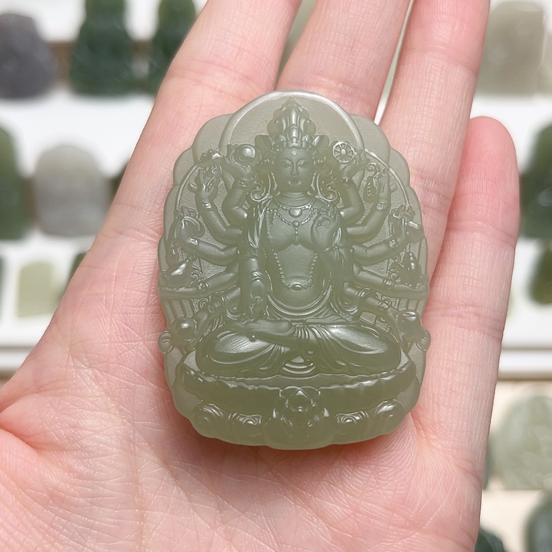 和田玉颈饰未镶嵌?****?