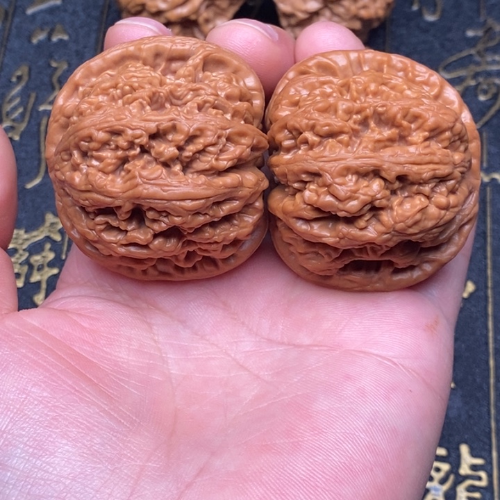 文玩核桃把件粗筋44