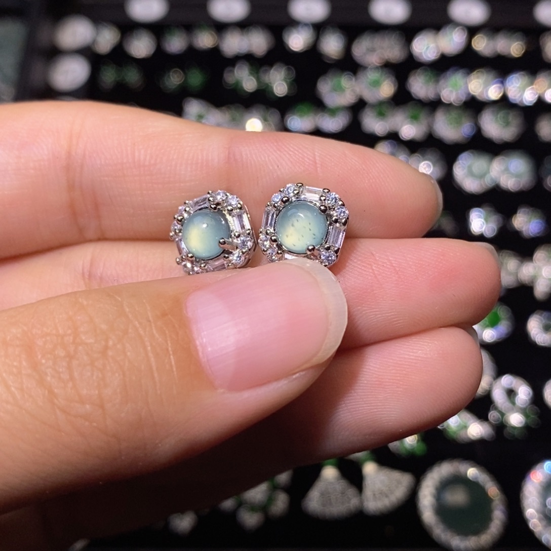 翡翠未镶嵌颈饰天然