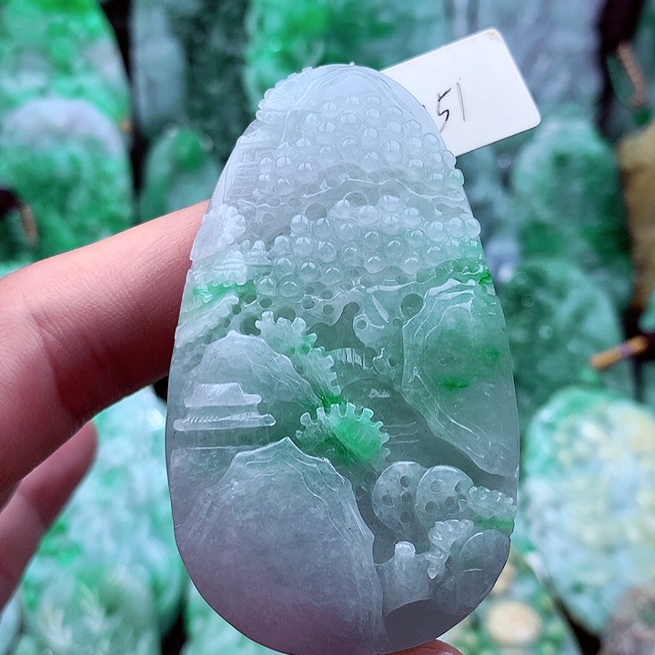 翡翠吊坠(不含链)未镶嵌