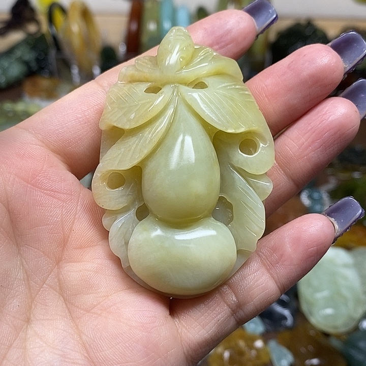 蛇纹石玉手把未镶嵌