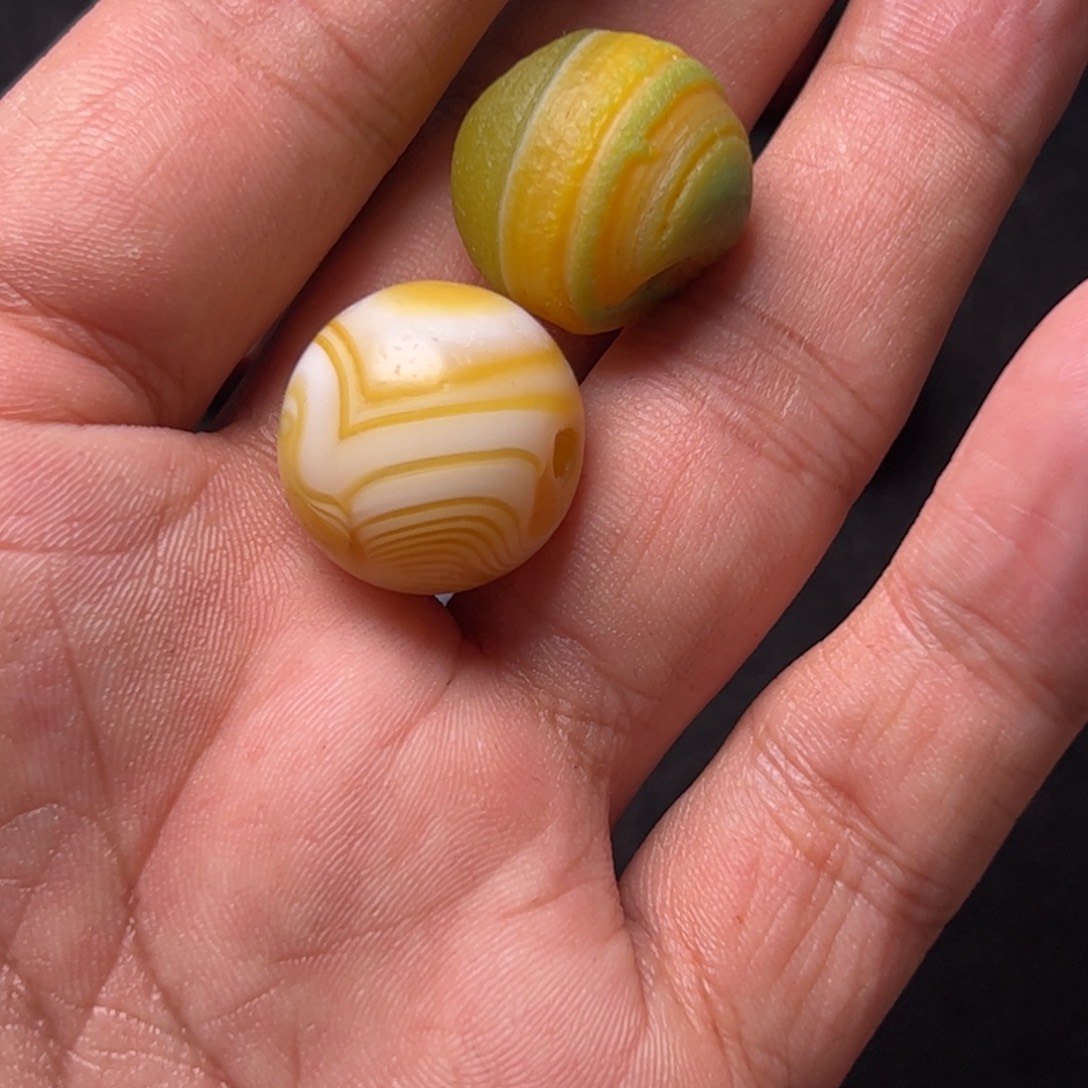 爱***地玛瑙/玉髓未镶嵌配饰