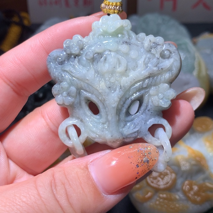 翡翠未镶嵌颈饰保真天然A货翡翠