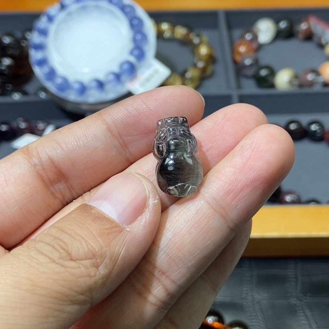 水晶黑银泰貔貅吊坠未镶嵌?****潇